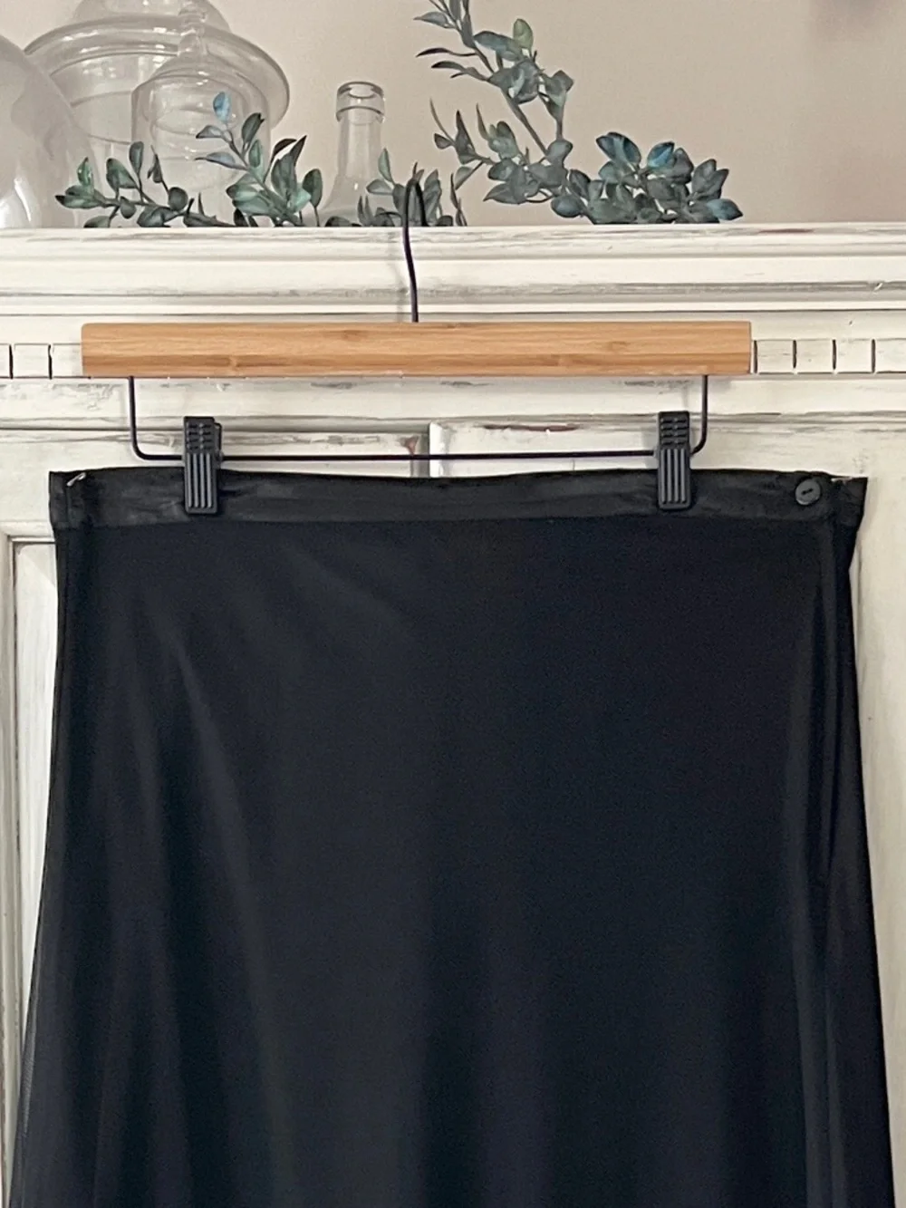 🟠NASH Vintage Skirt w/Tulle Overlay and Embroidered Flowers Black LARGE